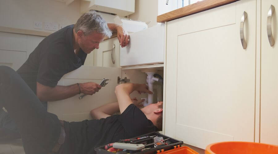 Professional burst pipe repair services in Montgomery City, MO